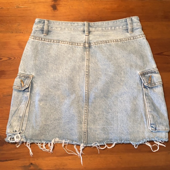 Signature 8 cargo denim mini skirt size Medium - Picture 5 of 10
